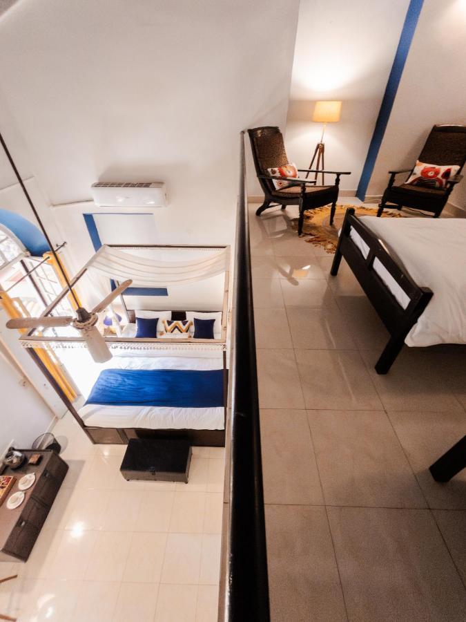 Casa Do Leao A 150 Year Old Portuguese Home Nerul  Exterior photo