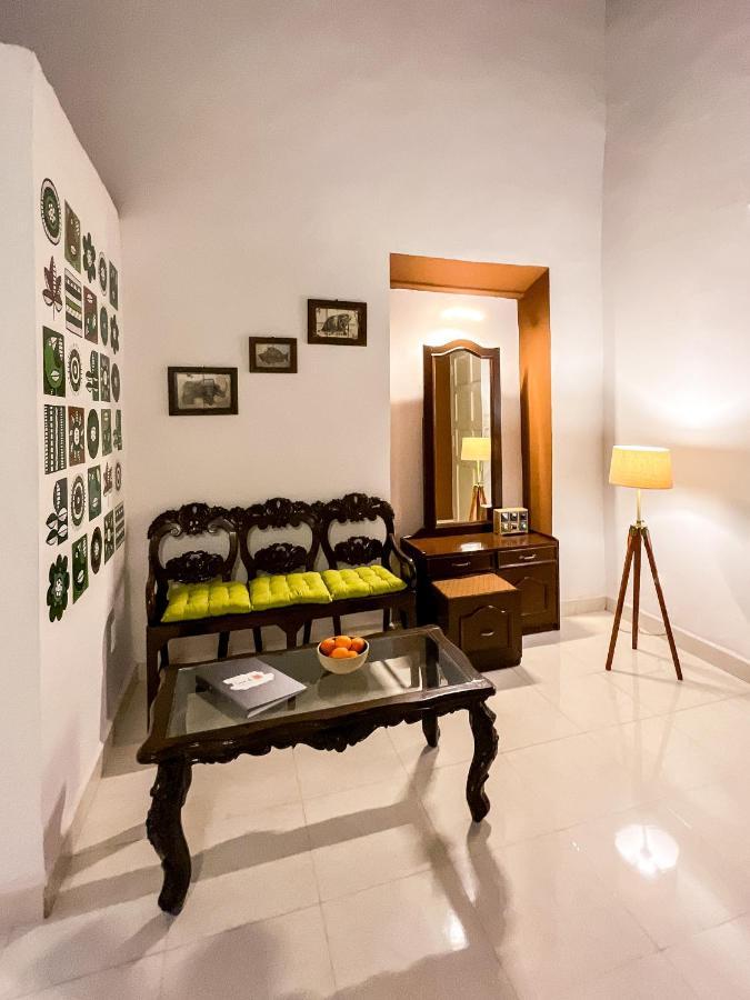 Casa Do Leao A 150 Year Old Portuguese Home Nerul  Exterior photo